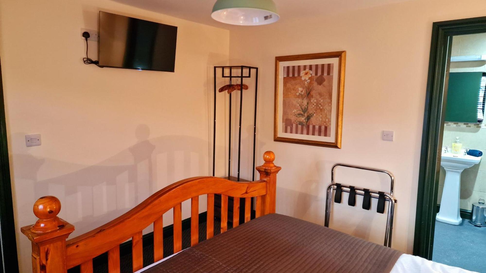 Y Gwydyr Hotel - Dolwyddelan Εξωτερικό φωτογραφία