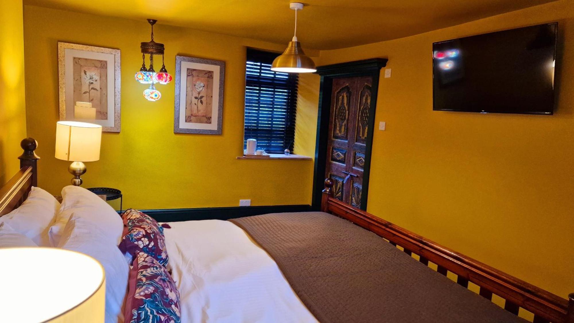 Y Gwydyr Hotel - Dolwyddelan Εξωτερικό φωτογραφία